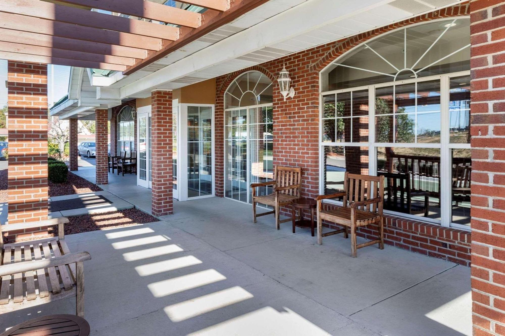 Country Inn & Suites By Radisson, Lumberton, Nc Εξωτερικό φωτογραφία